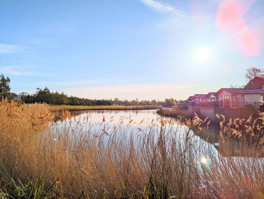 Lakeside View Wisbech Exterior foto